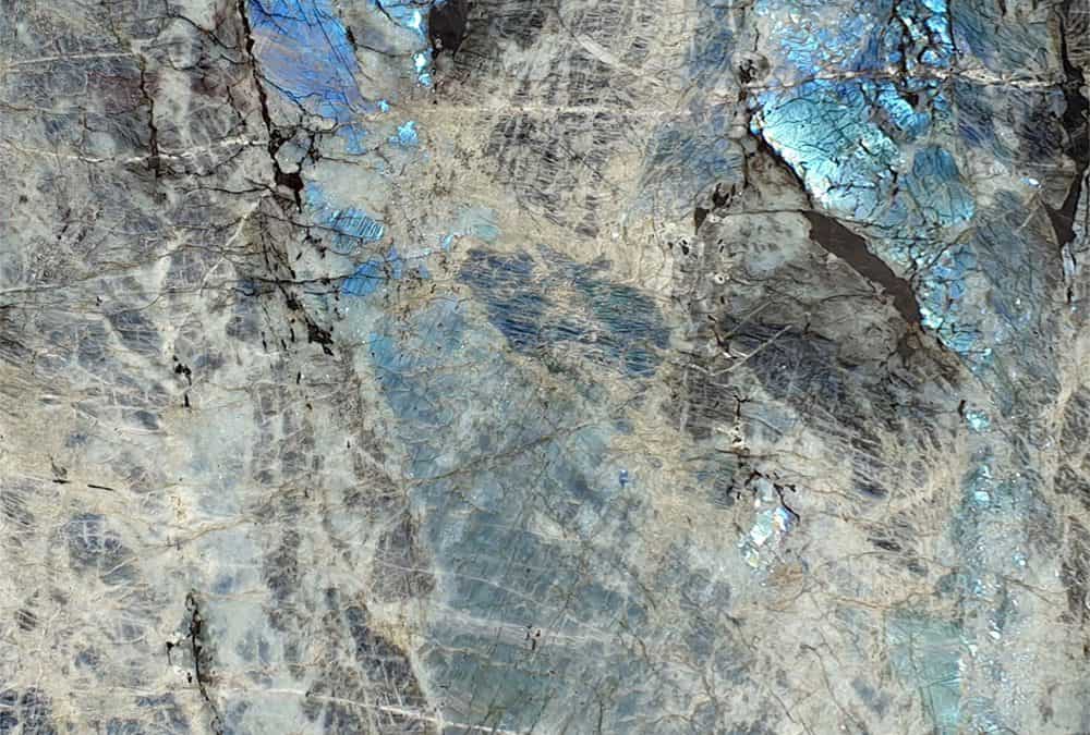 Tranche de granit Labradorite bleue