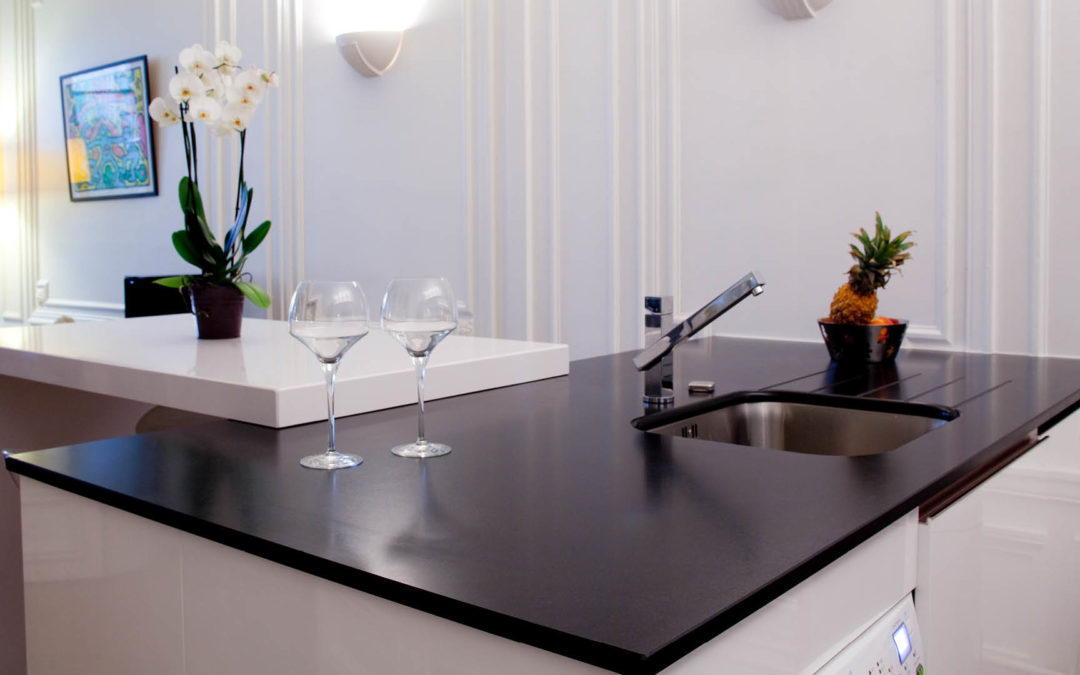 Granit noir absolu premium finition cuir