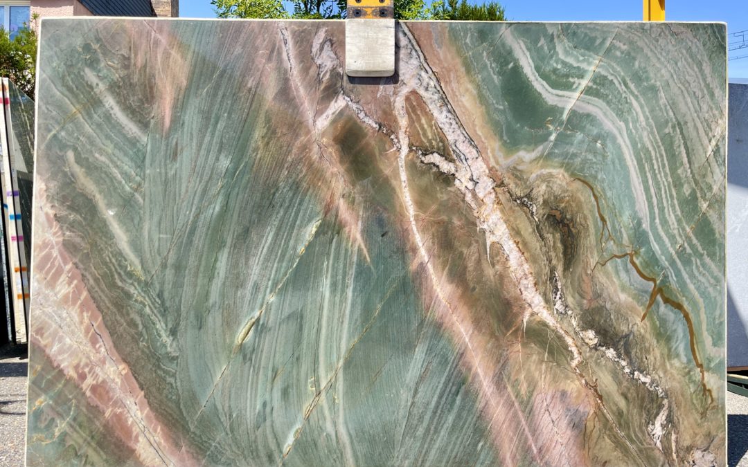 Nouveaux arrivages Quartzite FOUR SEASONS – Bloc AM558 – 285x180x2cm