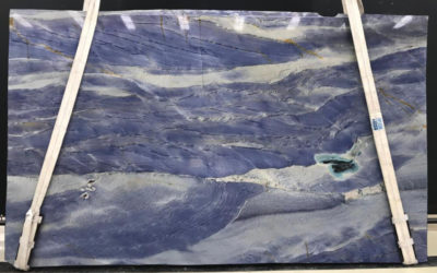 Nouvel arrivage de Quartzite Azul Bochira avec Aigue-Marine 2.0cm Bloc 13990